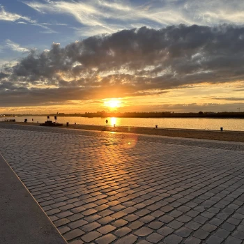 Sonnenuntergang Antwerpen - Nadja Bolliger