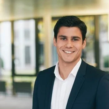 Lois Masson, Robo-Advisory Specialist, Swissquote: «Swissquote ist keine typische Bank, sondern seit ihren Anfängen ein junges, dynamisches Unternehmen mit Start-up-Spirit.»