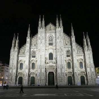 Duomo Di Milano Am Abend