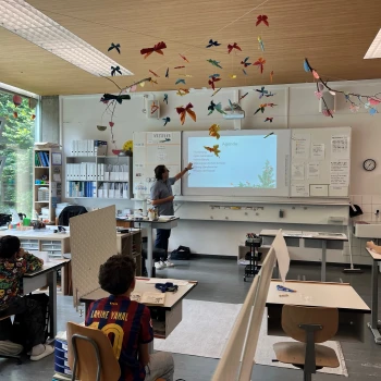 FH-Botschafter Daniel Nussbaumer beim Schulbesuch in Olten