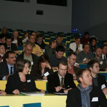 2008 Roadshow Luzern: Vorhang auf für Bachelor und Master