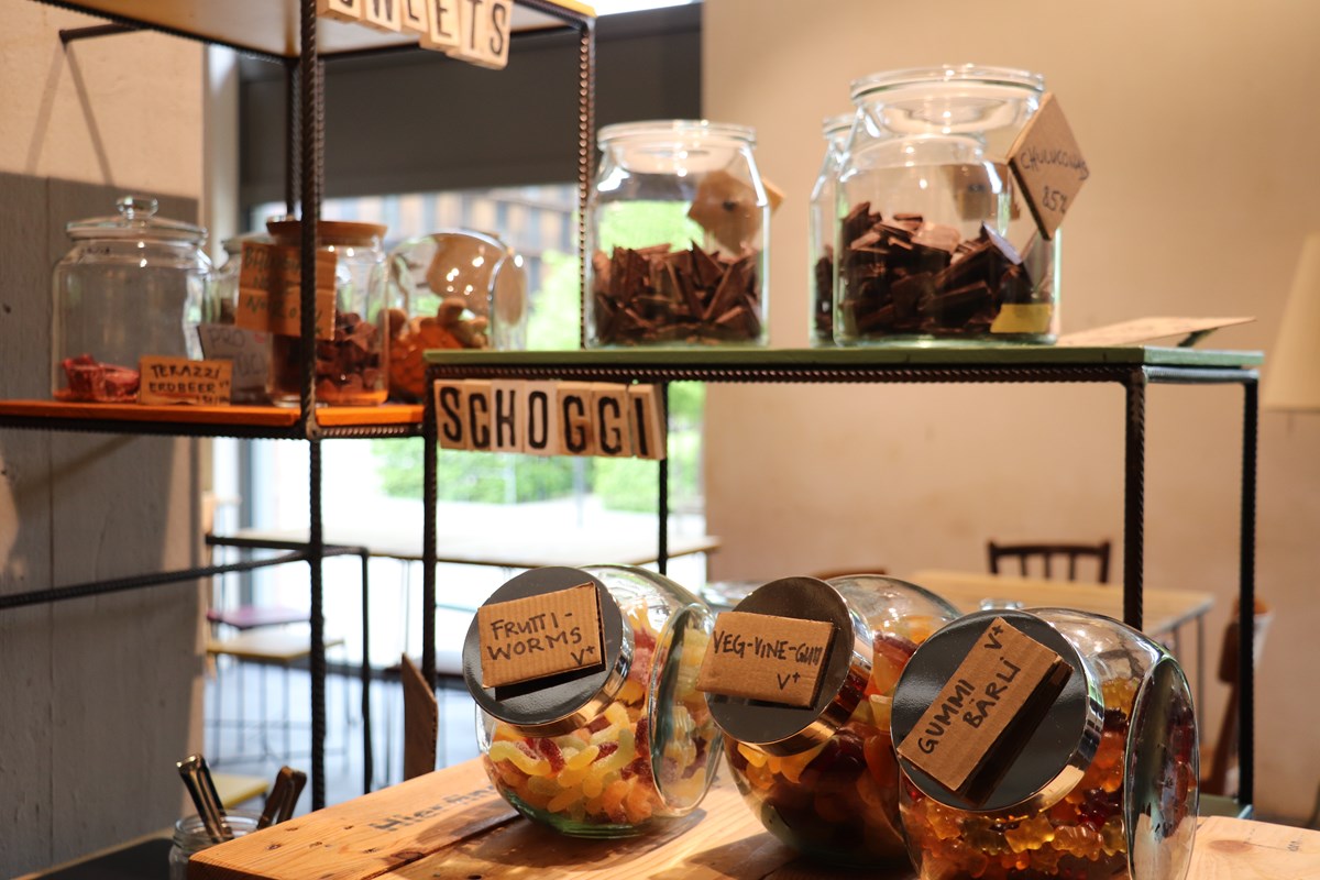 Im „Zollfrei“ gibt es auch zerowaste zum Naschen. Bildurheberin: Milena Kälin