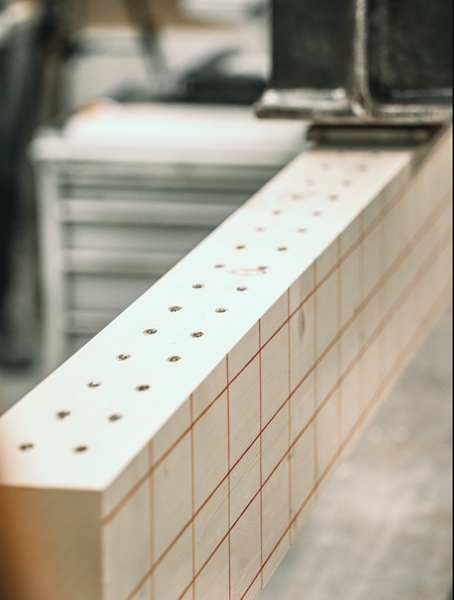 Bauen ohne Leim und Stahl? Das funk­tio­niert.