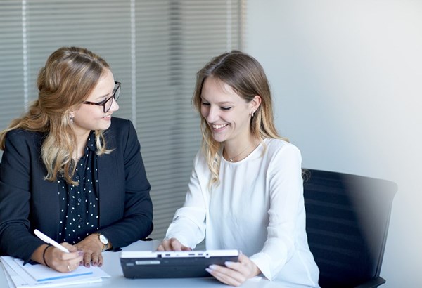 Deine Ausbildung bei Valiant - Wir unterstützen dich zielgerichtet Deine Ausbildung bei Valiant - Wir unterstützen dich zielgerichtet
