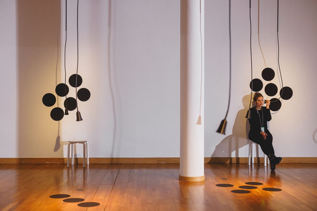 Die Ausstellung Nichts des Museums für Kommunikation Bern macht nichts erfahrbar.