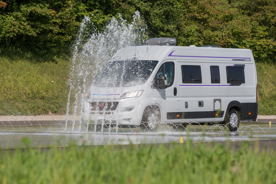 Sicher und smart unterwegs: Gewinne einen von zehn TCS-Gutscheinen im Wert von je CHF 50