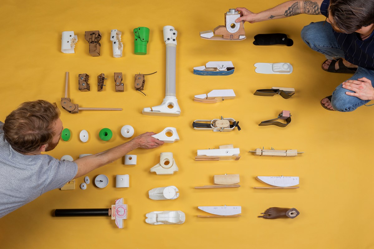 Auslegeordnung vom ersten Funktionsmodell bis hin zum letzten Prototypen der Beinprothese Circleg