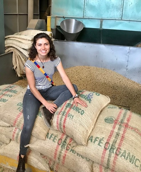 Maite will mit Wissen und Bildung über den Kaffee, die Qualität verbessern