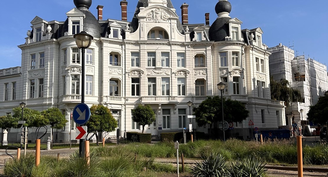 Schloss Antwerpen - Nadja Bolliger Schloss Antwerpen - Nadja Bolliger