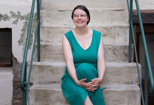 HKB-Alumna Louisa Merten befragt HKB-Alumna Louisa Merten befragt