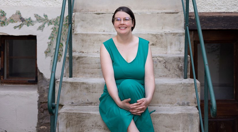 HKB-Alumna Louisa Merten befragt HKB-Alumna Louisa Merten befragt