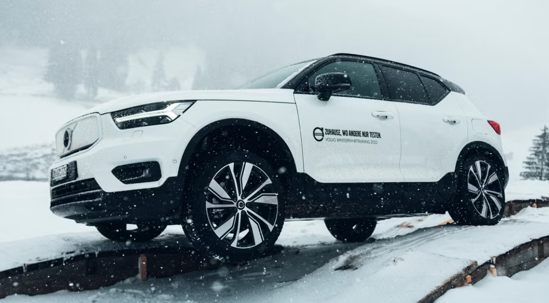 Mit 10 % FH-Rabatt zur Volvo Winter Driving Experience