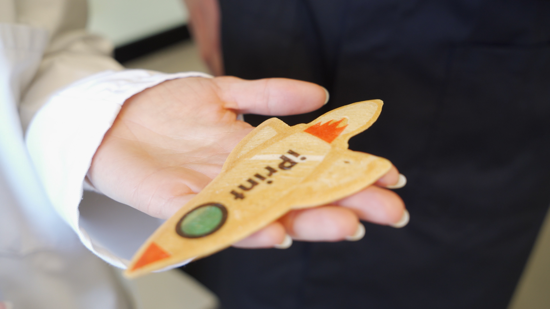 Der Einsatz von Lebensmittelfarbe erhöht den Individualisierungsgrad der Pancakes noch mehr.