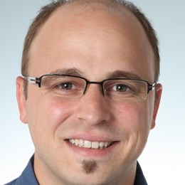 PETER HUG (1)