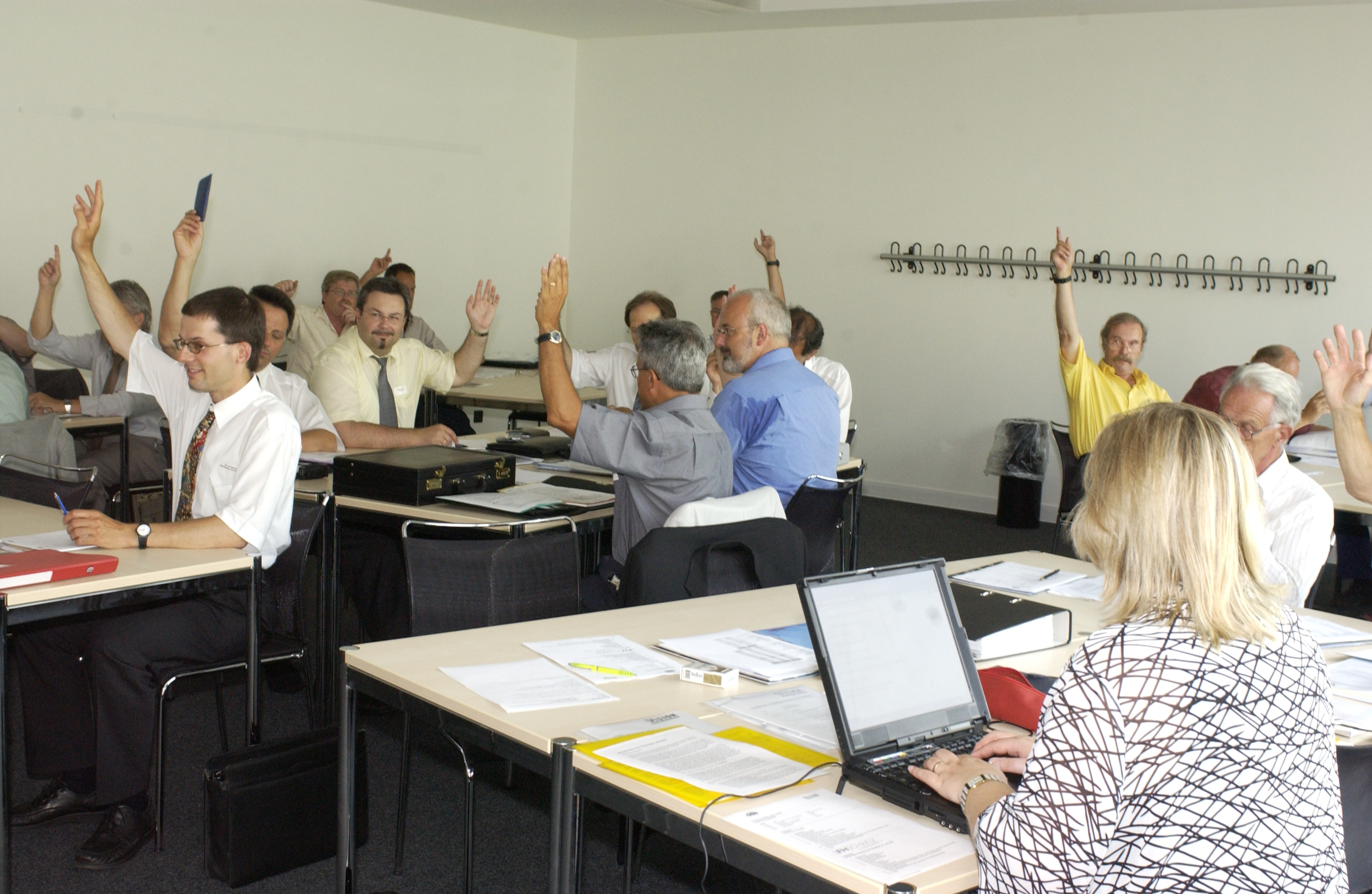 2003 DV Abstimmung FH SCHWEIZ