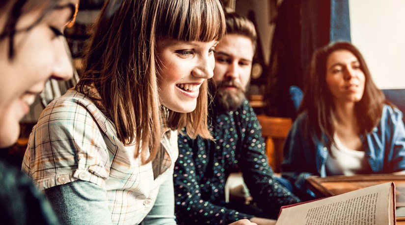 Während des Studiums ins Ausland? Eine einmalige Gelegenheit! Während des Studiums ins Ausland? Eine einmalige Gelegenheit!