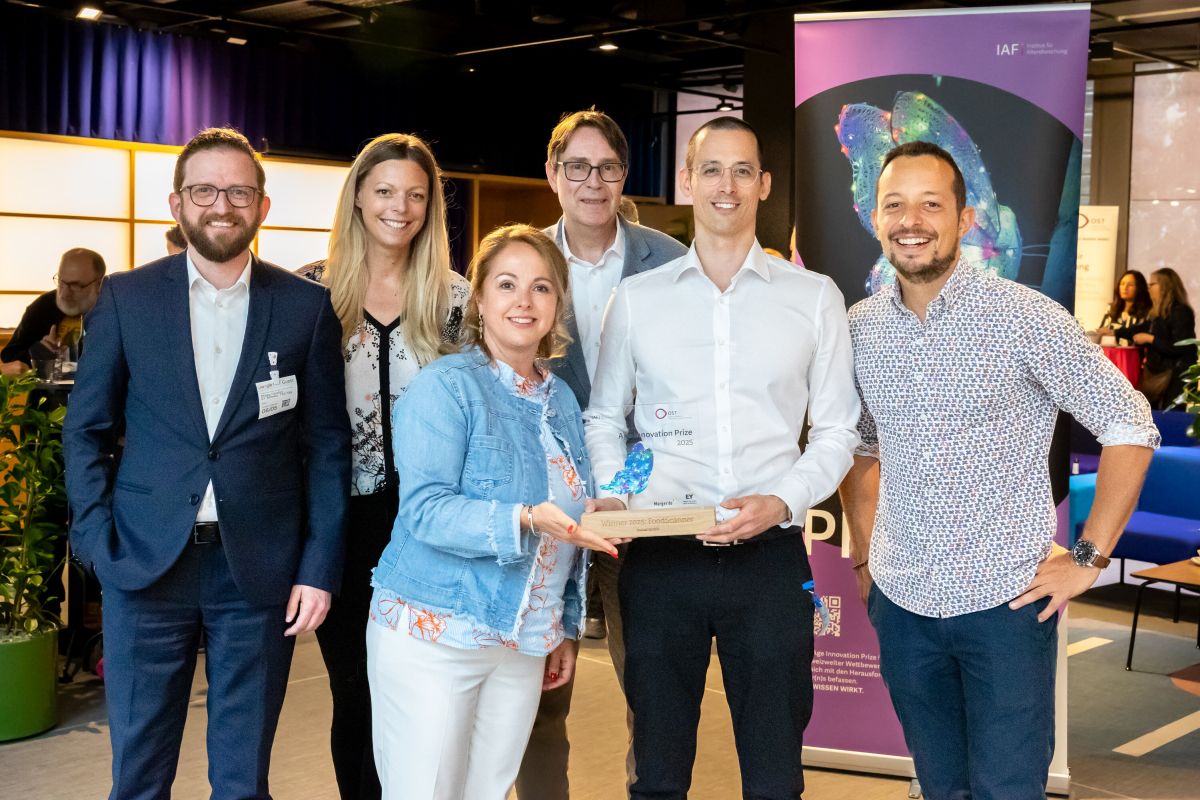 Projekt «Foodscanner» - von li. nach re: Philipp Fanchini (EY), Cornelia Ursprung (IAF, OST), Diana Rödl (EY), Axel Timm (EY), Mike Schälchli (Nutrai), Bram van Dam (Nutrai)