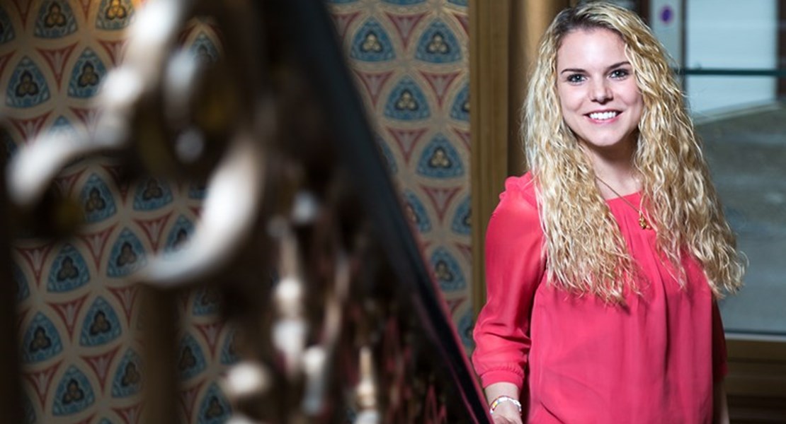 Marina Mettler, Leiterin next.generation@helvetia, Helvetia Versicherungen: «Es ist eine Ausbildung mit der man tausende Möglichkeiten hat.» Marina Mettler, Leiterin next.generation@helvetia, Helvetia Versicherungen: «Es ist eine Ausbildung mit der man tausende Möglichkeiten hat.»