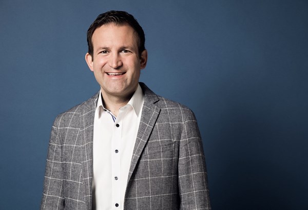 «Ich bin in mehrfacher Hinsicht froh um das FH-Studium» «Ich bin in mehrfacher Hinsicht froh um das FH-Studium»
