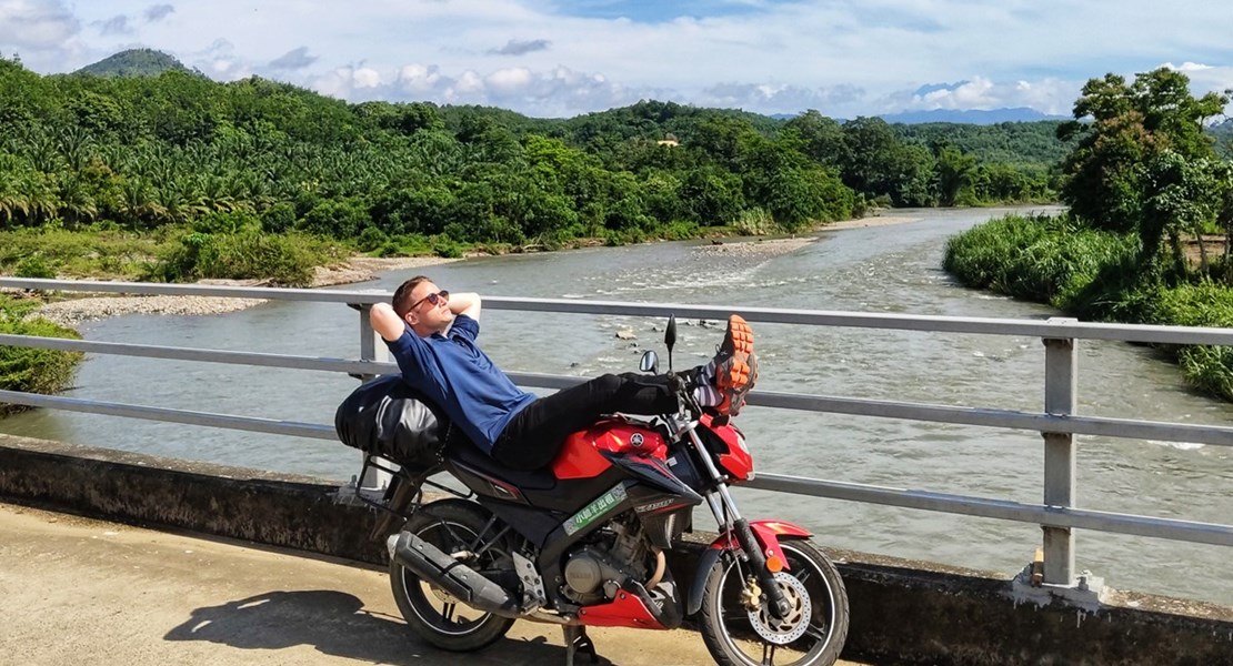 Auf dem Motorrad lässt es sich flexibel reisen Auf dem Motorrad lässt es sich flexibel reisen