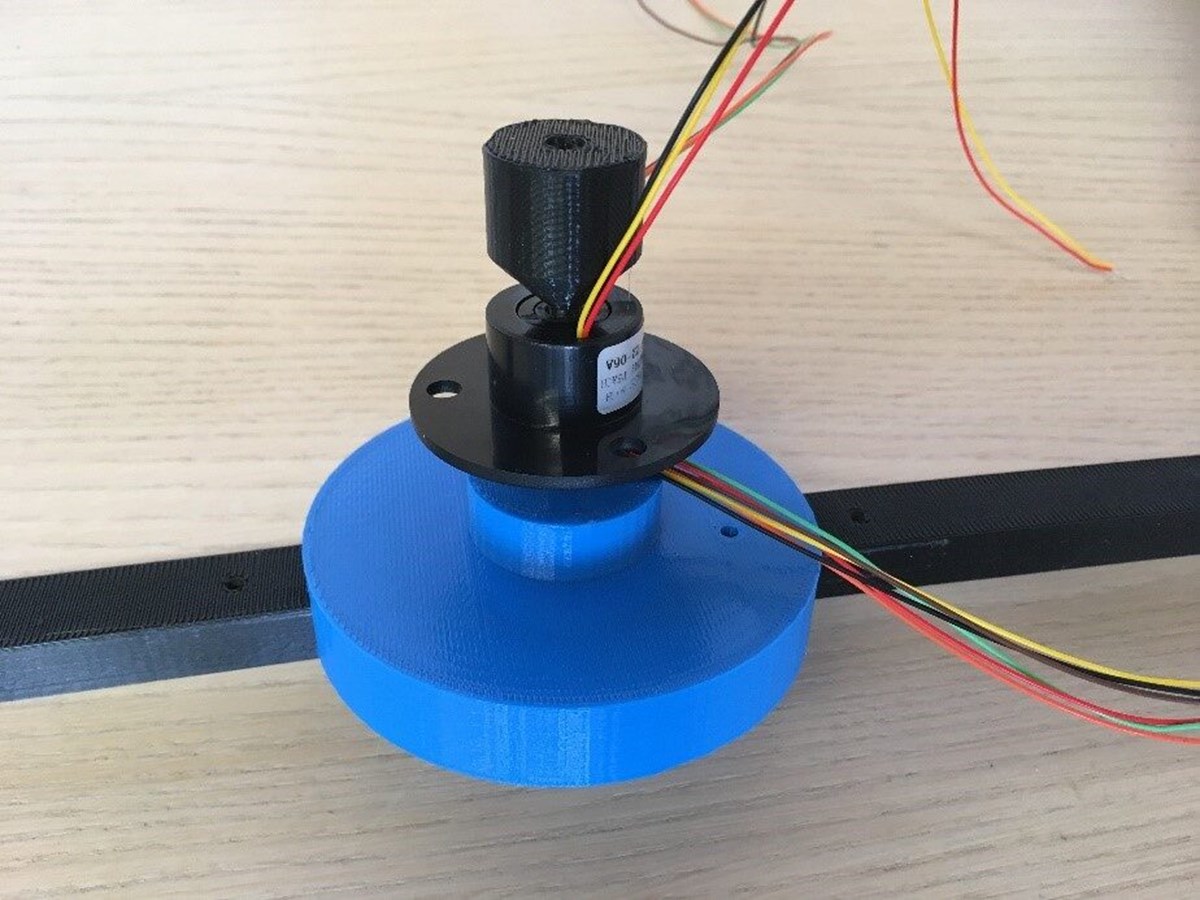 2. Mit LED-Leisten bestückter Propeller