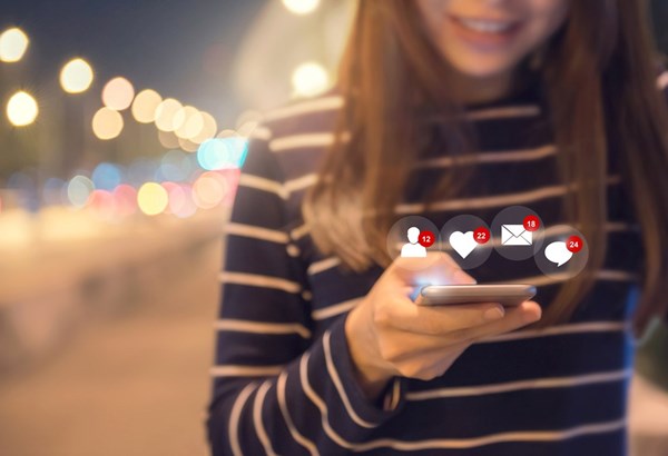 Unbeschwert mit Allianz Travel im Internet surfen Unbeschwert mit Allianz Travel im Internet surfen