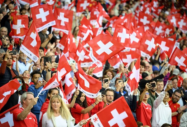 Anpfiff: Gewinne Tickets fürs legendäre Länderspiel «Schweiz – Kosovo» in Basel Anpfiff: Gewinne Tickets fürs legendäre Länderspiel «Schweiz – Kosovo» in Basel
