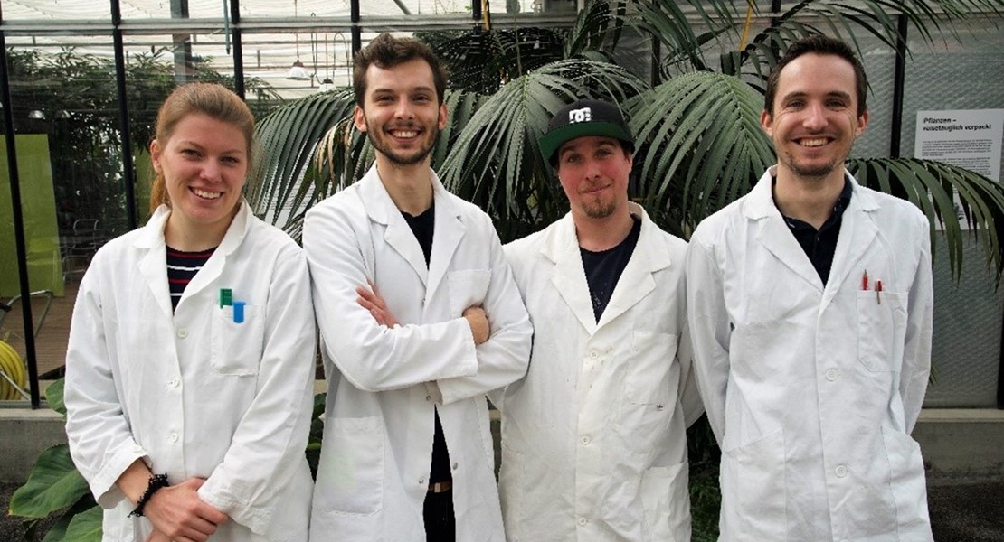 Das SWAG Team: Edmée Perritaz, Philipp Osterwalder, Stefan Schmutz, Remo Oberholzer (v.l.n.r.) Das SWAG Team: Edmée Perritaz, Philipp Osterwalder, Stefan Schmutz, Remo Oberholzer (v.l.n.r.)