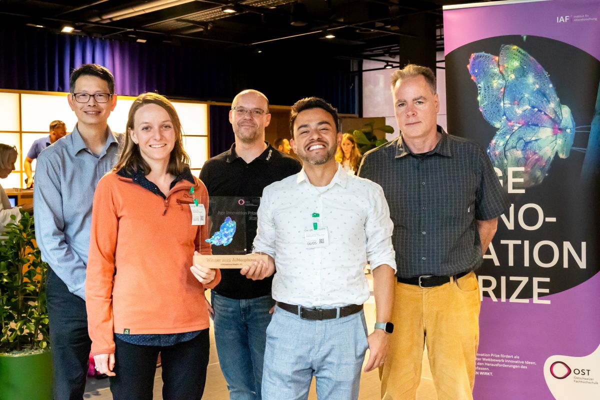 Projekt «AiMorphous» - von li. nach re: Dr. San Pun (AiMorphous), Melanie Flury (AiMorphous), Ivan Büchi (Margerite), Dr. Arturo Sánchez-López (AiMorphous), Daniel Shoukier (AiMorphous)