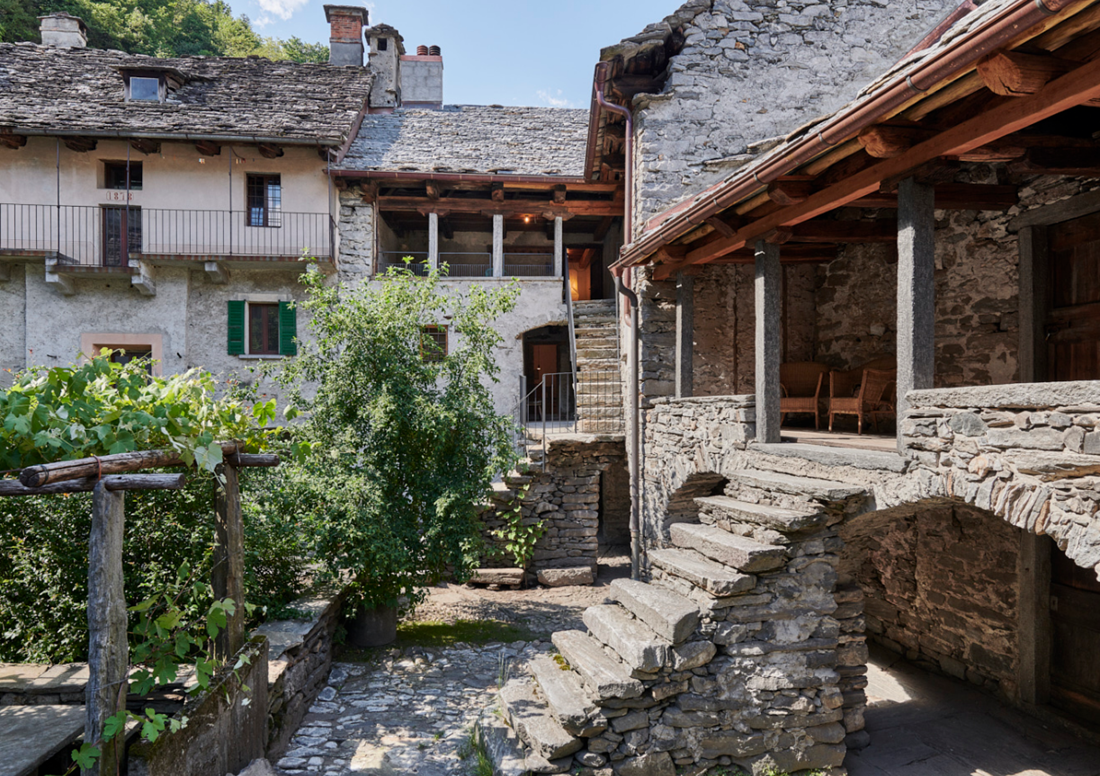 Casa Portico, Moghegno TI