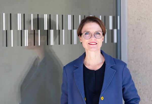 Für die Förderung der Pflege-Ausbildung Für die Förderung der Pflege-Ausbildung