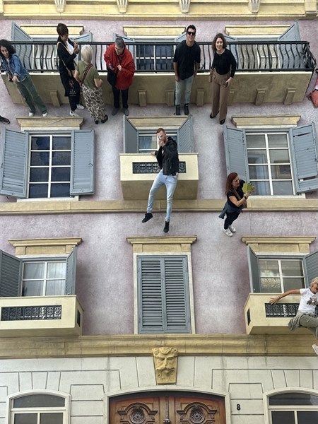 Leandro Erlich Austellung