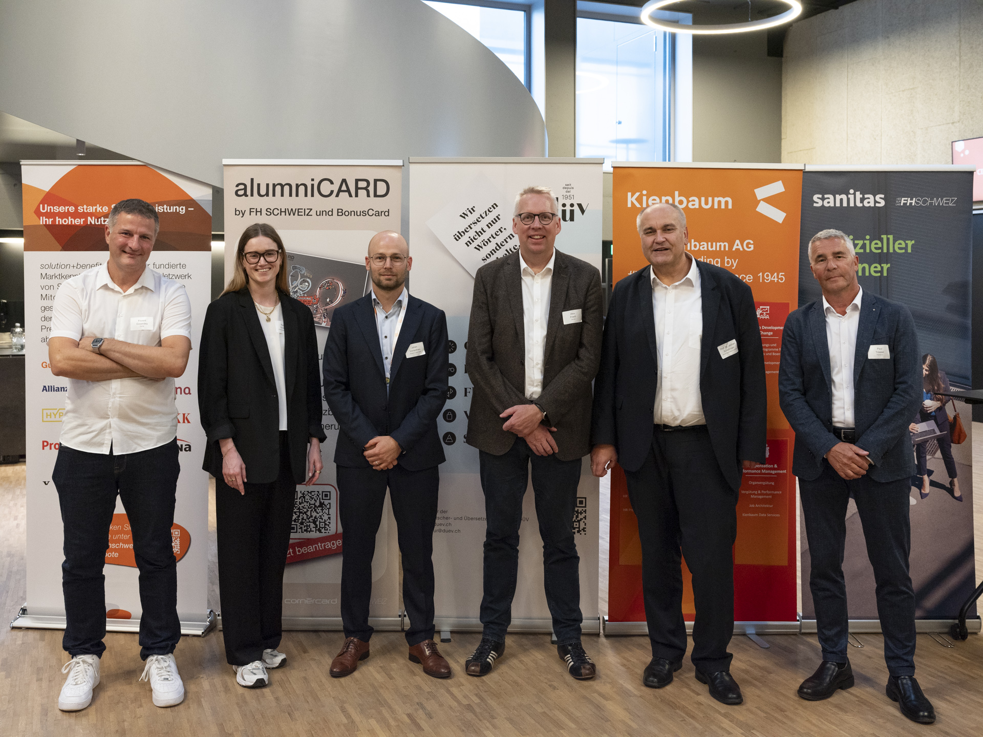 Florent Cosandey (Cartier), Regina Ebnöther (Linguista), Johan Vonlanthen (Groupe-E, Cavo-Pass), Alex Friedl (Sanitas), Prof. Dr. Jochen Schellinger (BFH) & Paul Trüssel (Kienbaum)