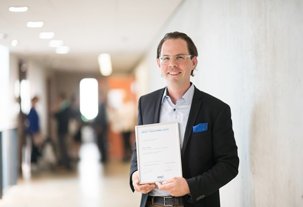 Martin Kägi ist «Best Teacher 2018» Martin Kägi ist «Best Teacher 2018»
