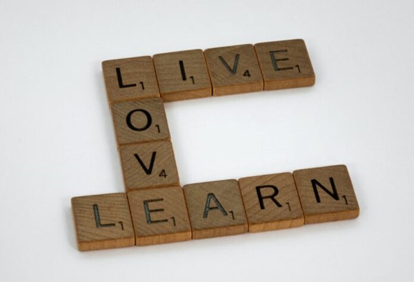 Worum es bei Lifelong Learning geht: Beispiele & Tipps  Worum es bei Lifelong Learning geht: Beispiele & Tipps