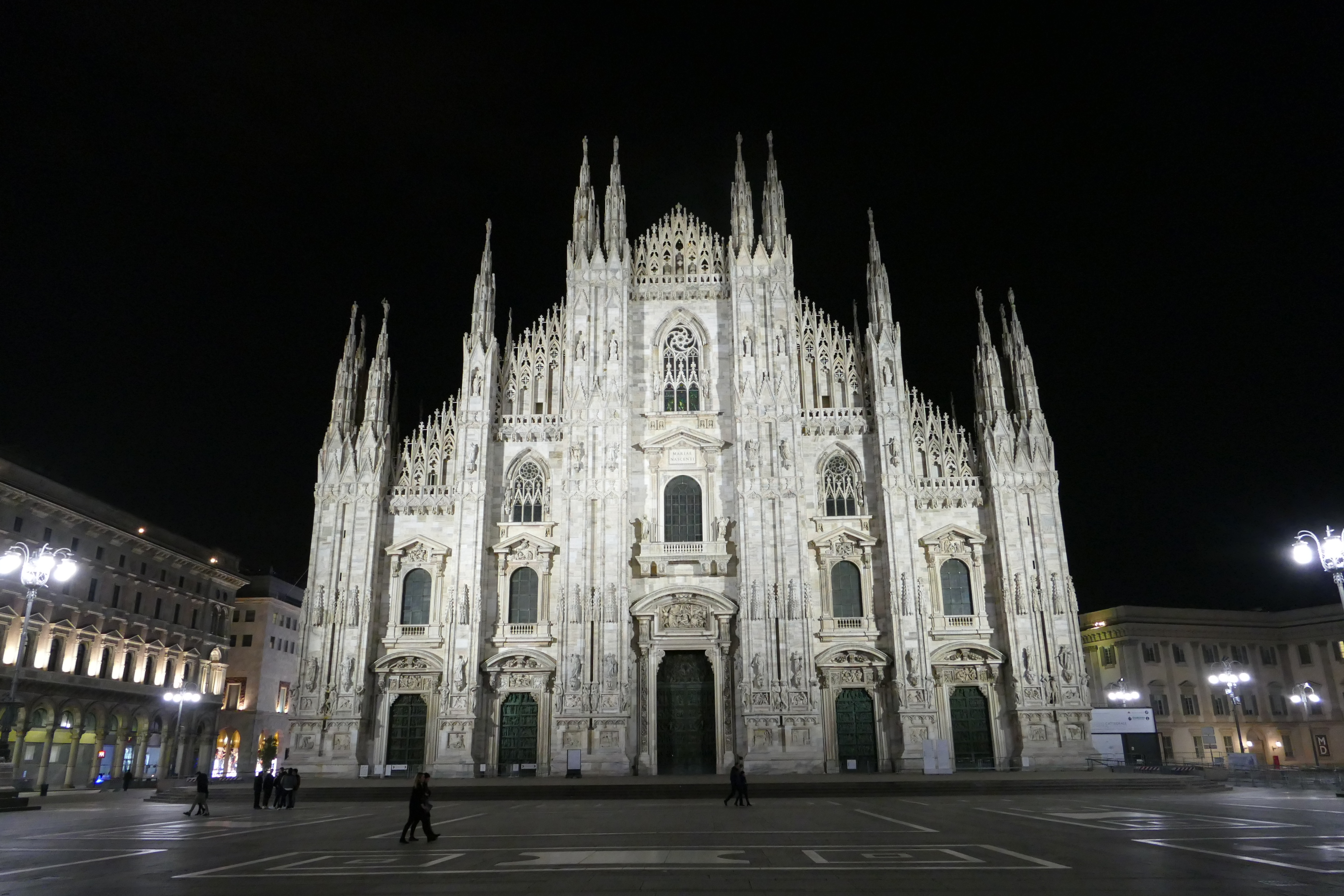 Duomo Di Milano Am Abend