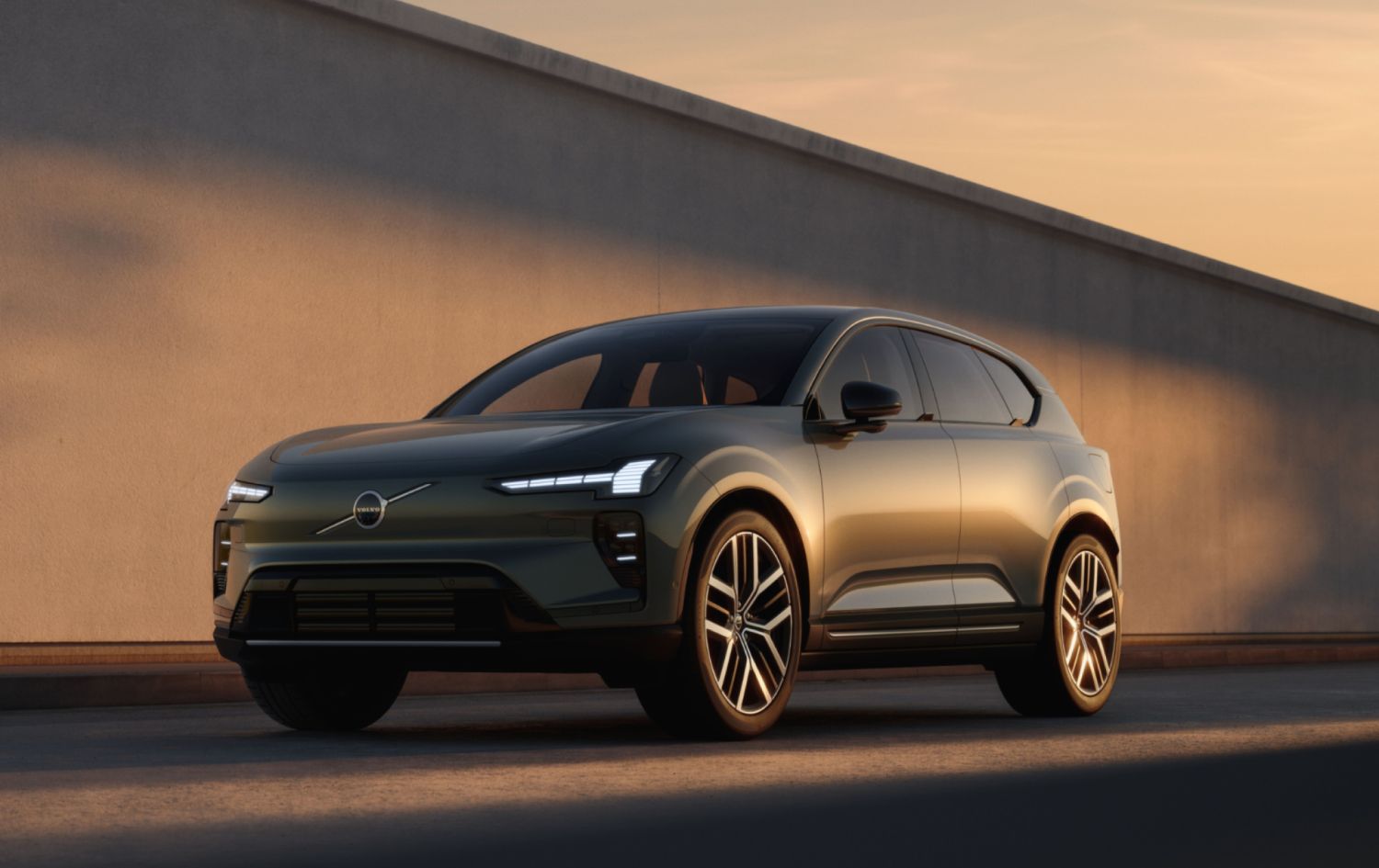 Freedom to move. Electric. Der Volvo EX60 setzt den neuen Massstab 