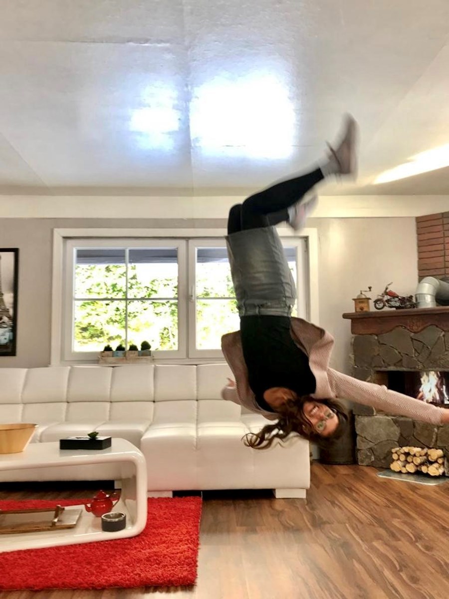 Seit über 17 Jahren arbeitet Claudia bereits für FH SCHWEIZ. Dabei schätzt sie das Team und die Arbeit mit vielen tollen Kontakten sehr. Um Energie zu tanken, spielt Claudia gerne Volleyball oder unternimmt lange Ausritte in der Natur.