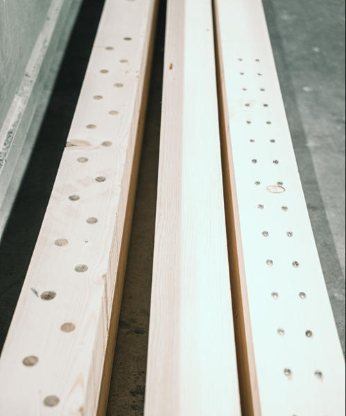 Bauen ohne Leim und Stahl? Das funk­tio­niert.