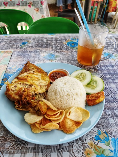 Eine leckere Mahlzeit in Borneo Eine leckere Mahlzeit in Borneo