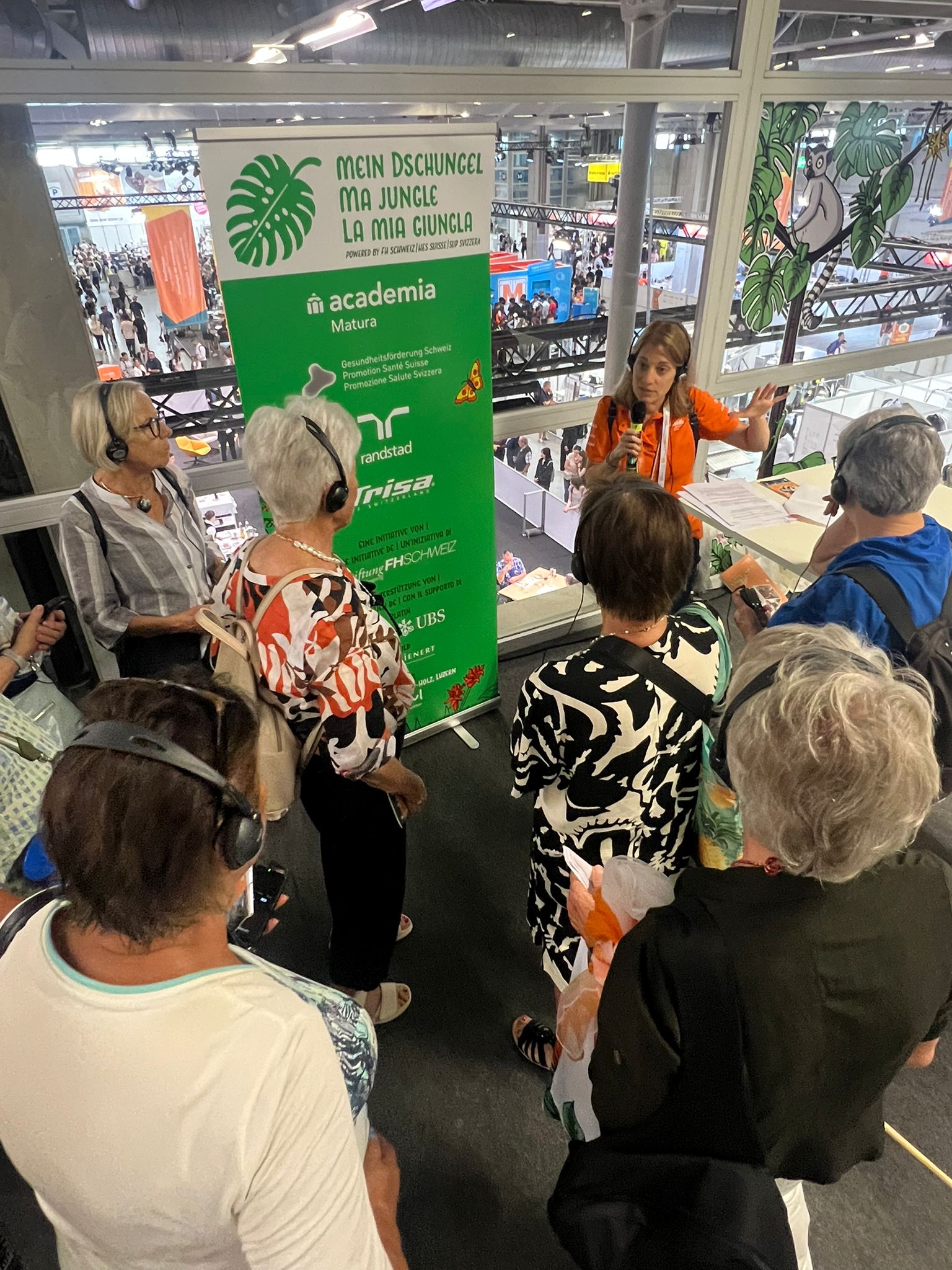 Giovanna Lotito begrüsst ihre Gruppe